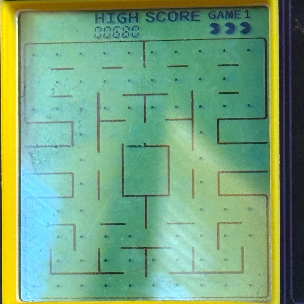 Vintage Pac-Man Handheld Mini Arcade Game Electronic Toy Basic Fun Works - Picture 2 of 6